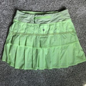 Lululemon Skort ~ Size 4